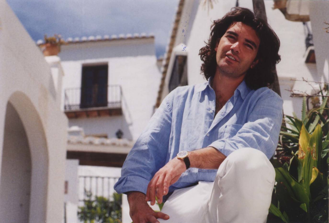 Actor, director, productor y empresario, Antonio Banderas cumple 60 años rodeado de sus seres queridos y con celebración en su Málaga natal, inmerso, como siempre, en mil proyectos laborales que son su seña de identidad