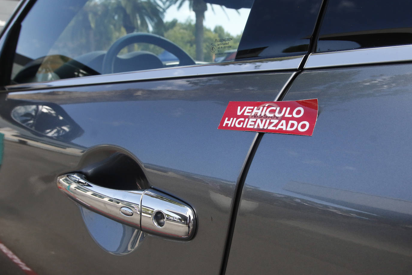 Los concesionarios llegan al recinto con suculentas ofertas