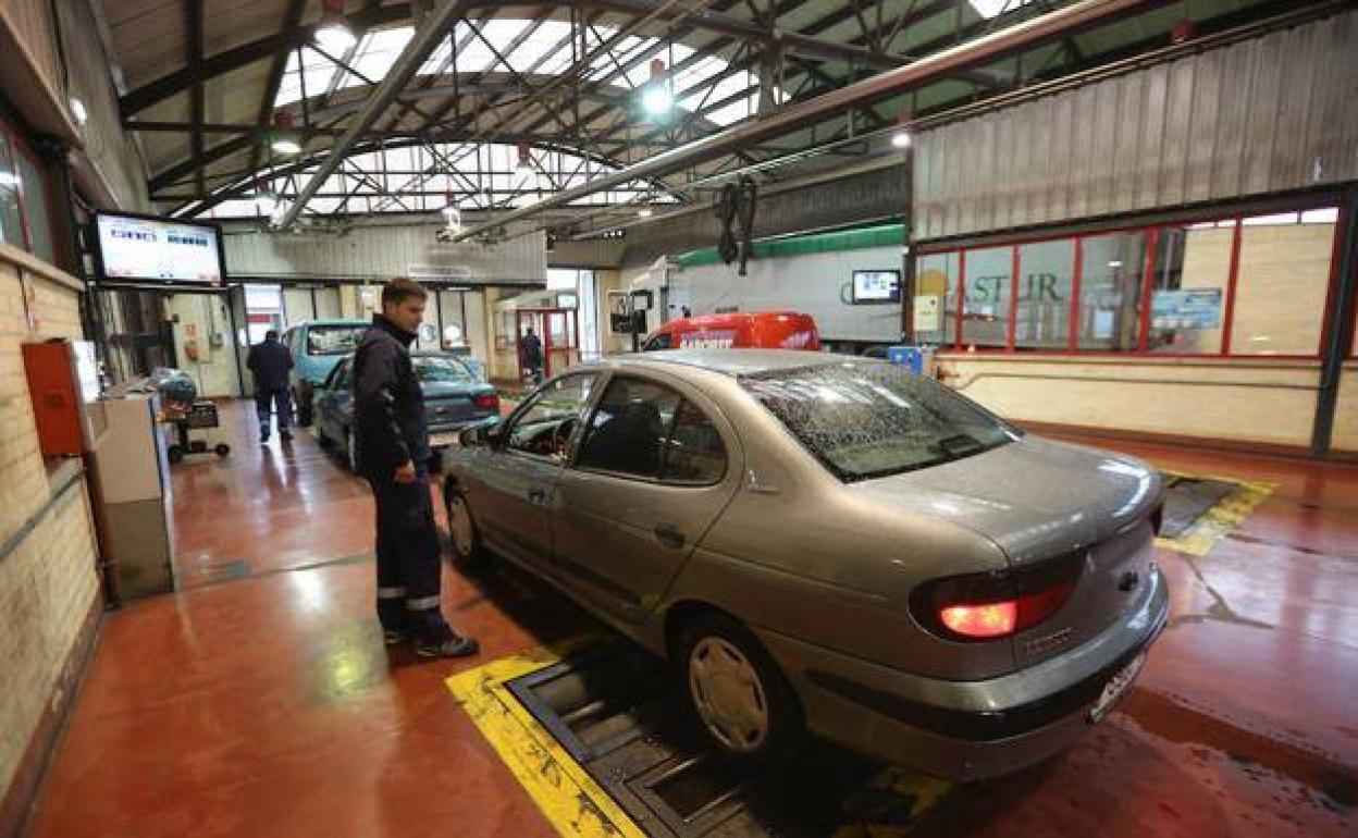 Los trabajadores de la ITV van hoy a la huelga por falta de avances en la negociación