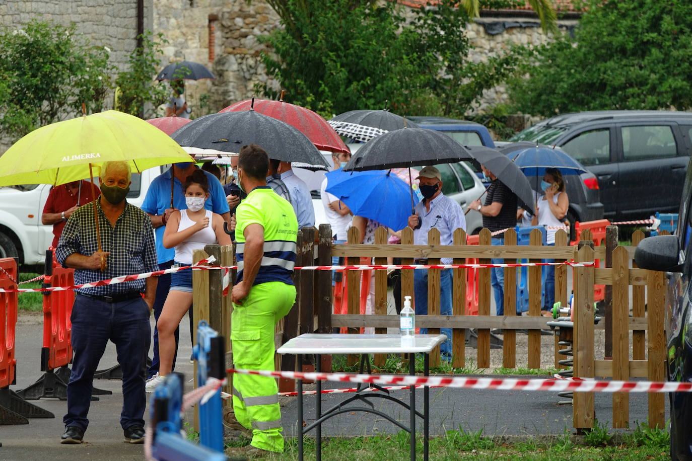 Fotos: Pruebas del coronavirus a todo un pueblo en Poo de Cabrales