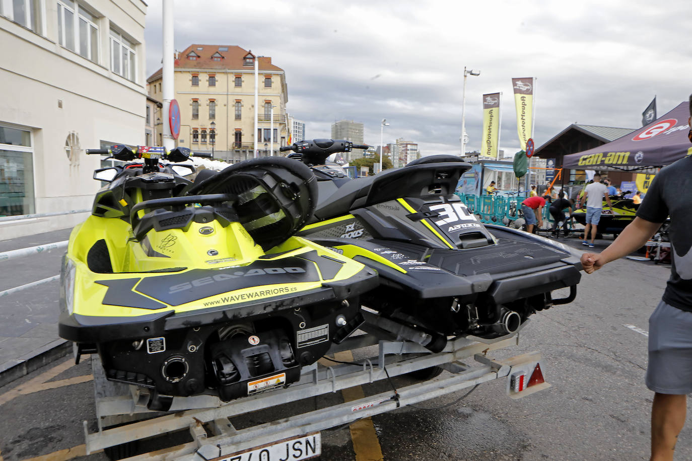 La costa de Gijón acoge este sábado el Campeonato de España de motos de aguas en la modalidad de rallyjet. De esta manera la ciudad se convertirá en la capital de la motonáutica nacional.