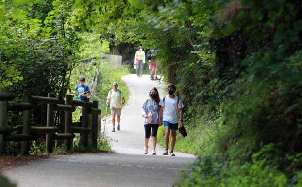 El Principado activa un plan de vigilancia para los espacios naturales con más tirón turístico