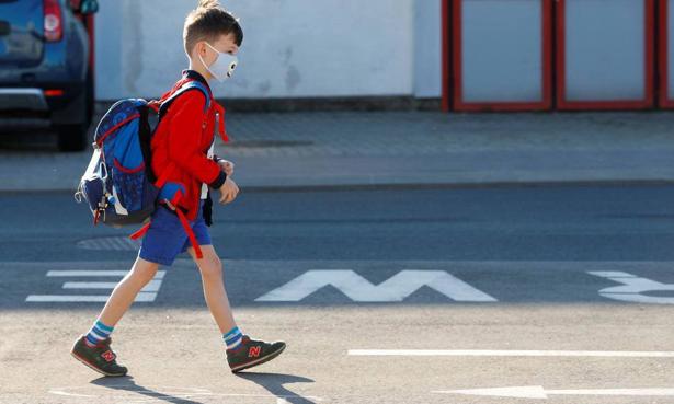 Mascarilla en alumnos de 3 a 6 años, la controvertida propuesta de Cantabria