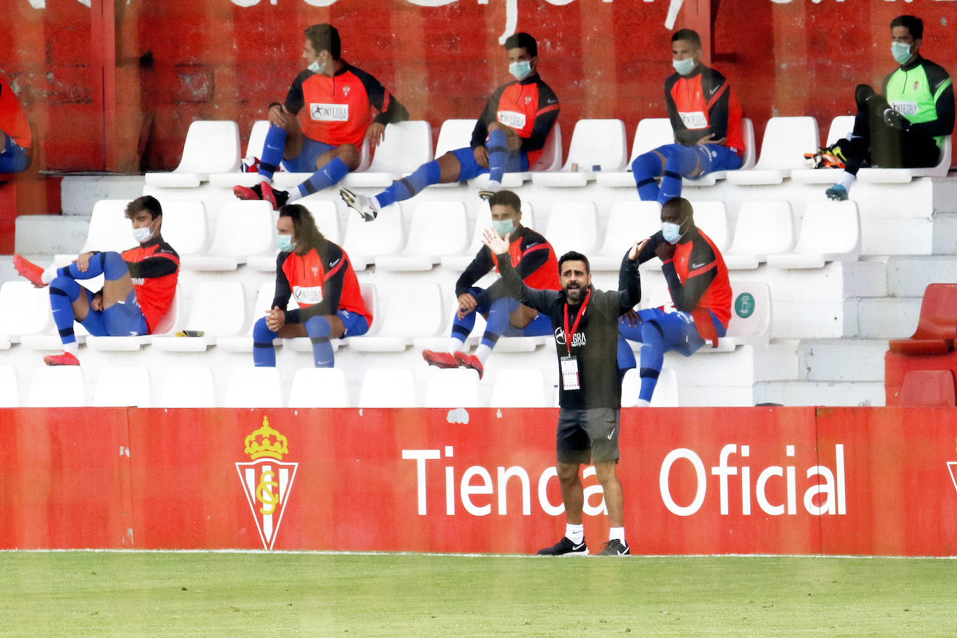 El Sporting se impuso este viernes a la Ponferradina por 1-0 con un tanto de Aitor García. El partido se celebró en la Escuela de Fútbol de Mareo.