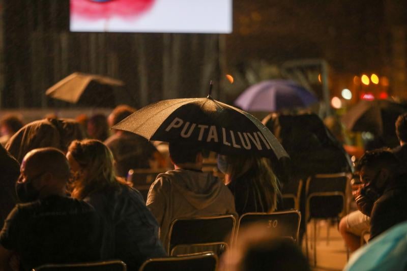 Fotos: Sin concierto de Loquillo por la lluvia