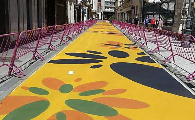 Valladolid. Decoración de la calle Menéndez Pelayo. e. c.