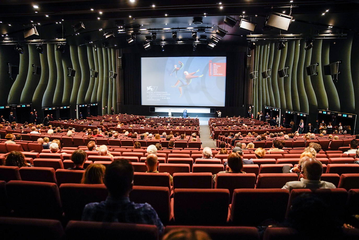 El festival más antiguo del mundo ha dispuesto una alfombra roja sin público