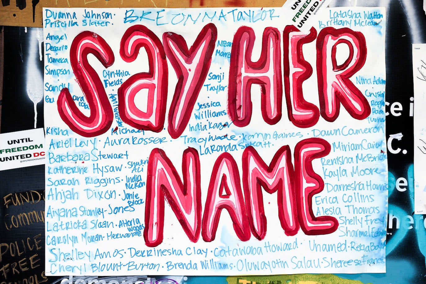 Las imágenes de las manifestaciones, con carteles en los que se lee 'Black Lives Matter' y jóvenes enfrentándose a los agentes forman parte de la cotidianidad de Estados Unidos