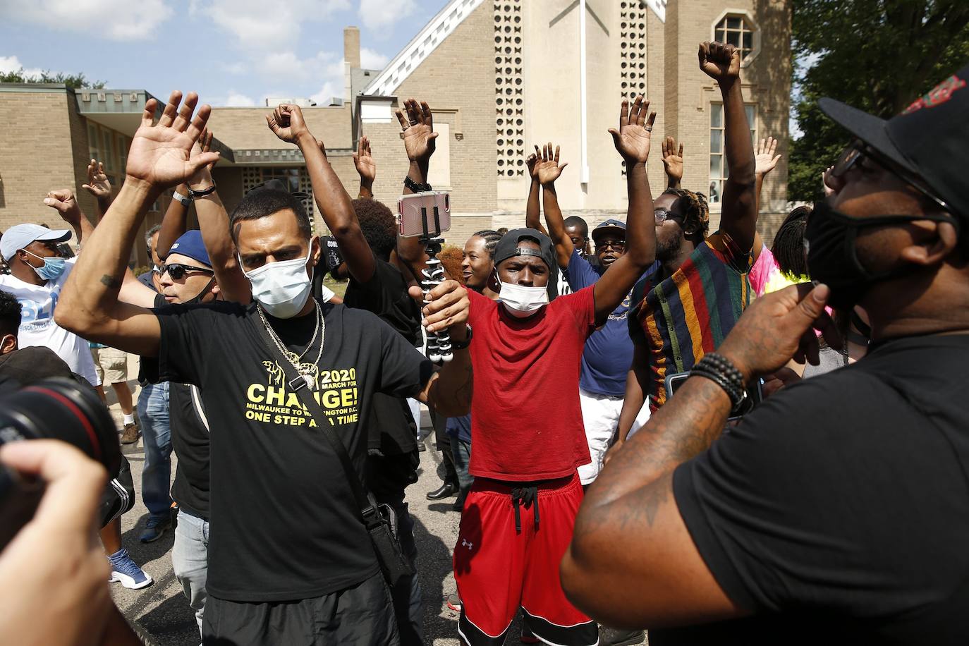 Las imágenes de las manifestaciones, con carteles en los que se lee 'Black Lives Matter' y jóvenes enfrentándose a los agentes forman parte de la cotidianidad de Estados Unidos