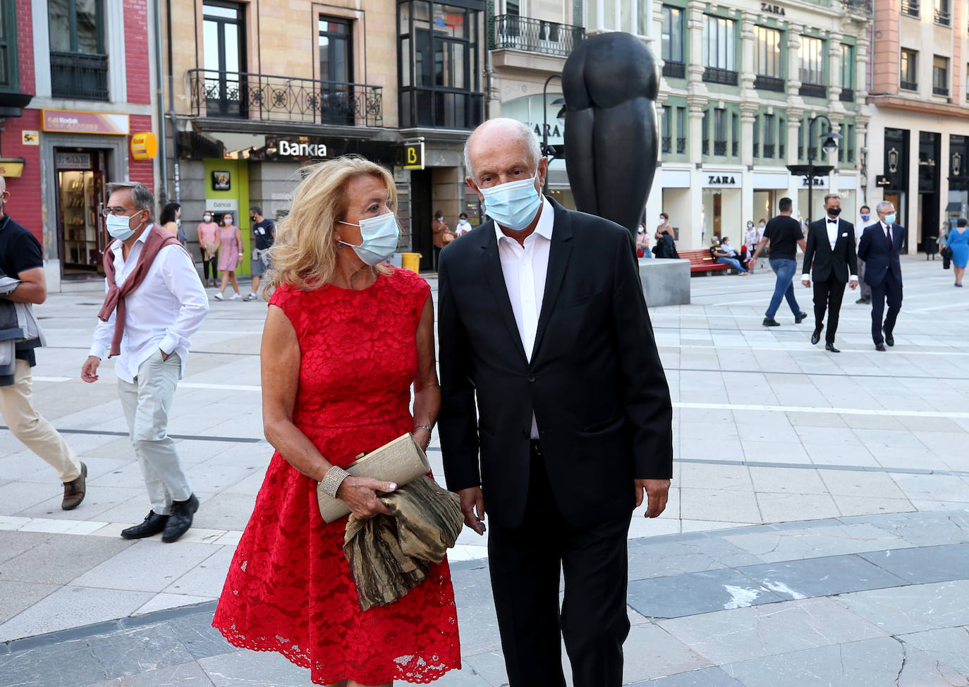 'L'heure espagnole', de Maurice Ravel, y 'Les mamelles de Tirésias', de Francisc Poulenc, abren la 73ª edición de la temporada de ópera de Oviedo en el Teatro Campoamor.