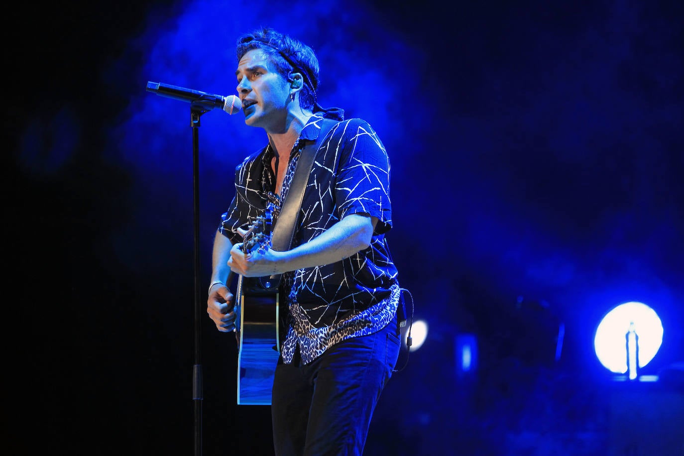 La banda madrileña Dvicio actuó este sábado en el Auditorio dentro de las actividades programadas en San Mateo. Repasaron sus mejores temas y presentaron su último álbum, 'Impulso'.