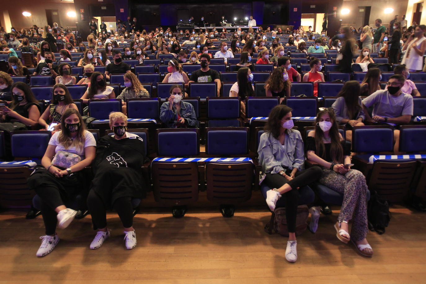 La banda madrileña Dvicio actuó este sábado en el Auditorio dentro de las actividades programadas en San Mateo. Repasaron sus mejores temas y presentaron su último álbum, 'Impulso'.