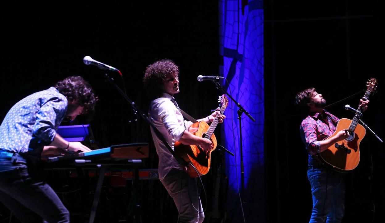 Pequeño Club Imposible salió el primero y con éxito. 