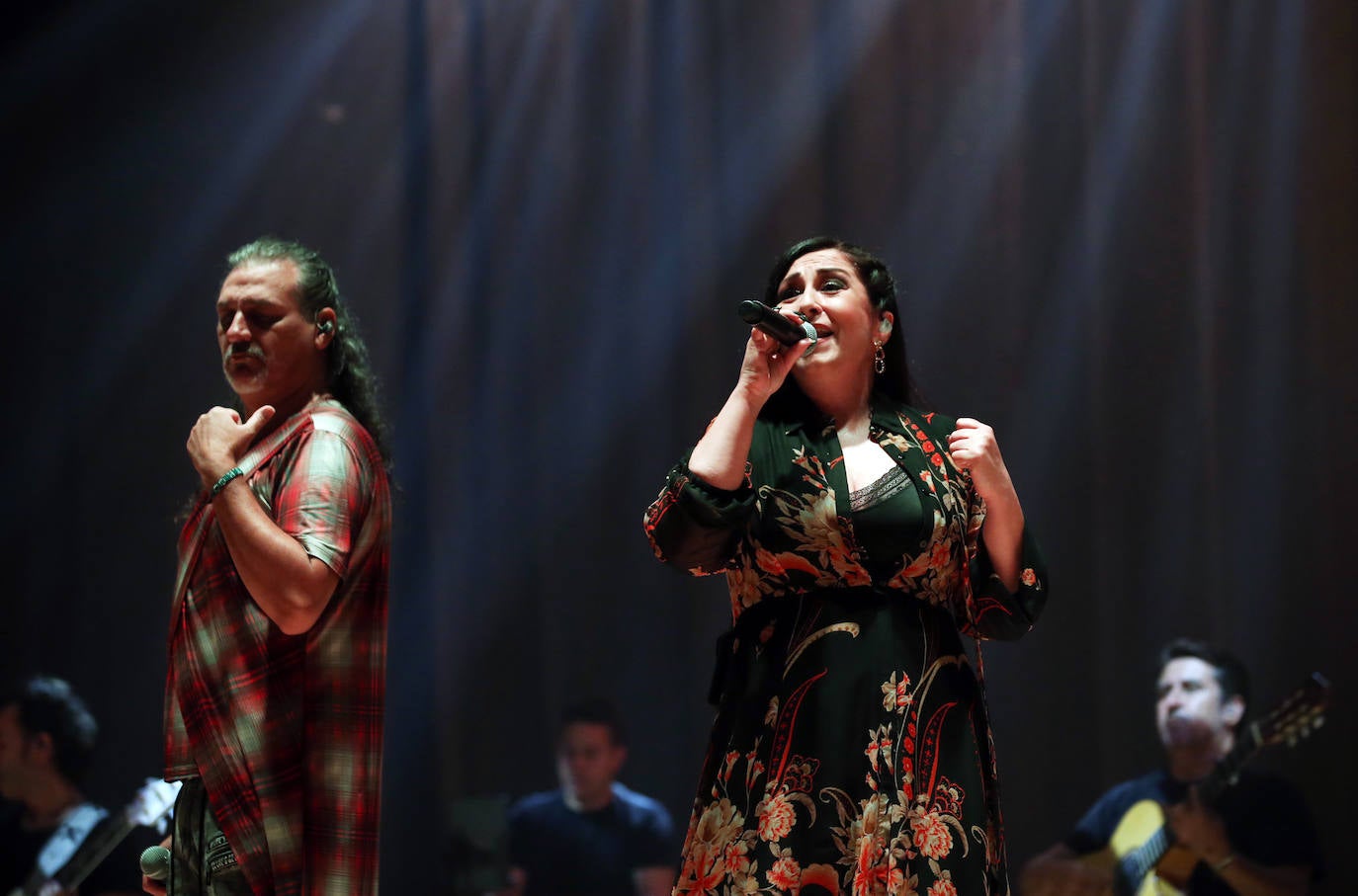 Dioni Martín y Ángeles Muñoz nunca fallan. Este miércoles volvieron a conquistar al público del Auditorio con sus canciones de siempre.