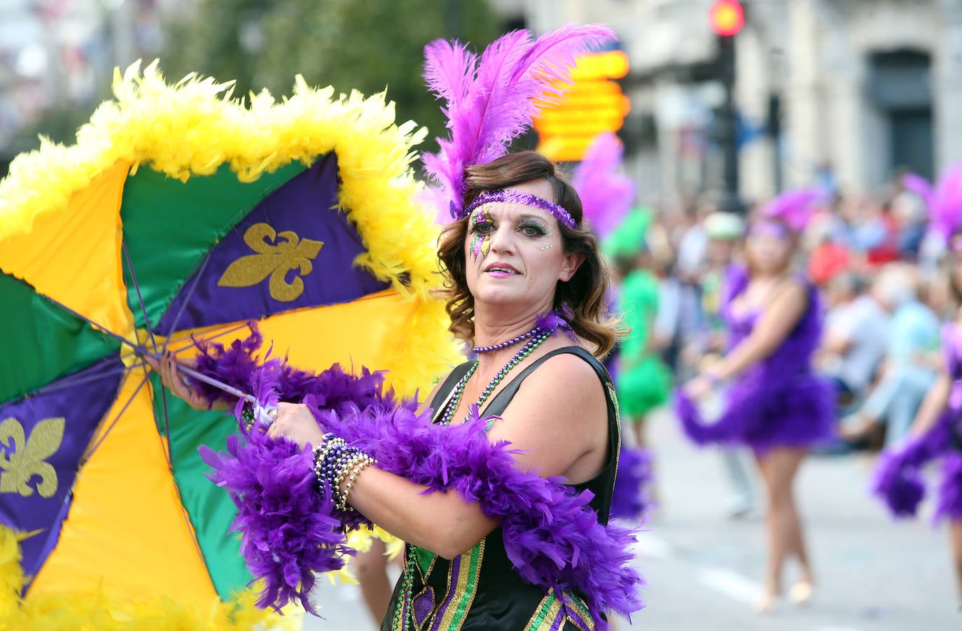 El 19 de septiembre en Oviedo es una fecha señalada en el alma de San Mateo. Este año, por la Covid, no se celebrará el Desfile del Día de América en Asturias, del que te presentamos un recorrido visual a lo largo de sus setenta años de historia, que precisamente celebraría en esta edición