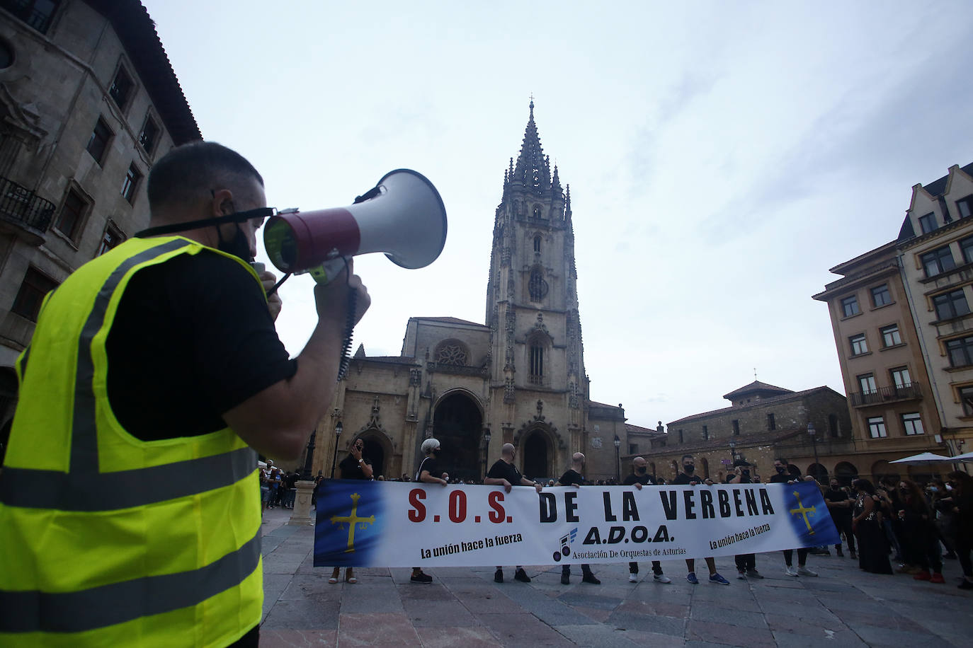 Fotos: El sector del espectáculo y de los eventos exige atención y ayudas en Oviedo