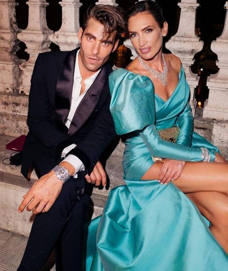 Fotos: Jon Kortajarena, Nieves Álvarez y Ester Expósito: embajadores de lujo en Roma