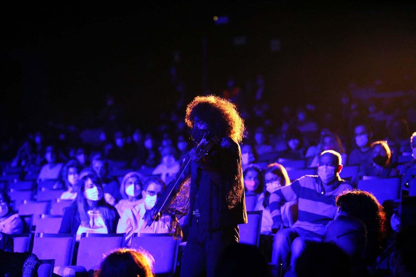 Hizo de la noche previa al día grande de San Mateo todo un espectáculo.