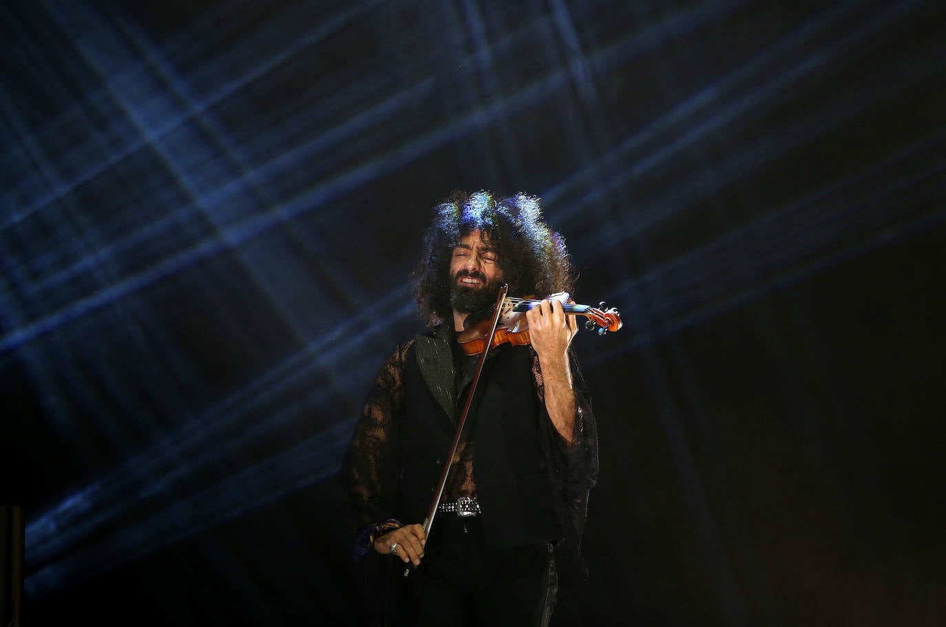 Hizo de la noche previa al día grande de San Mateo todo un espectáculo.