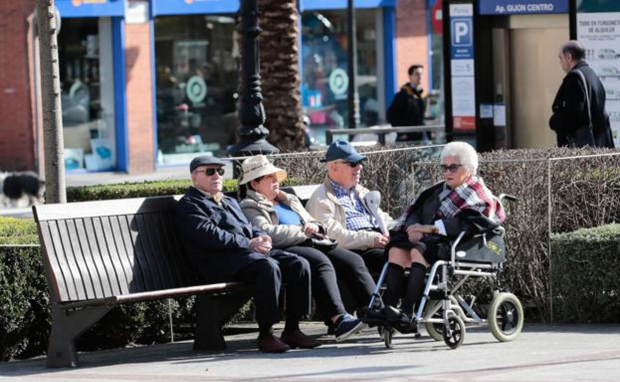 Asturias no llegará al millón de habitantes en 15 años al perder el 10% de su población