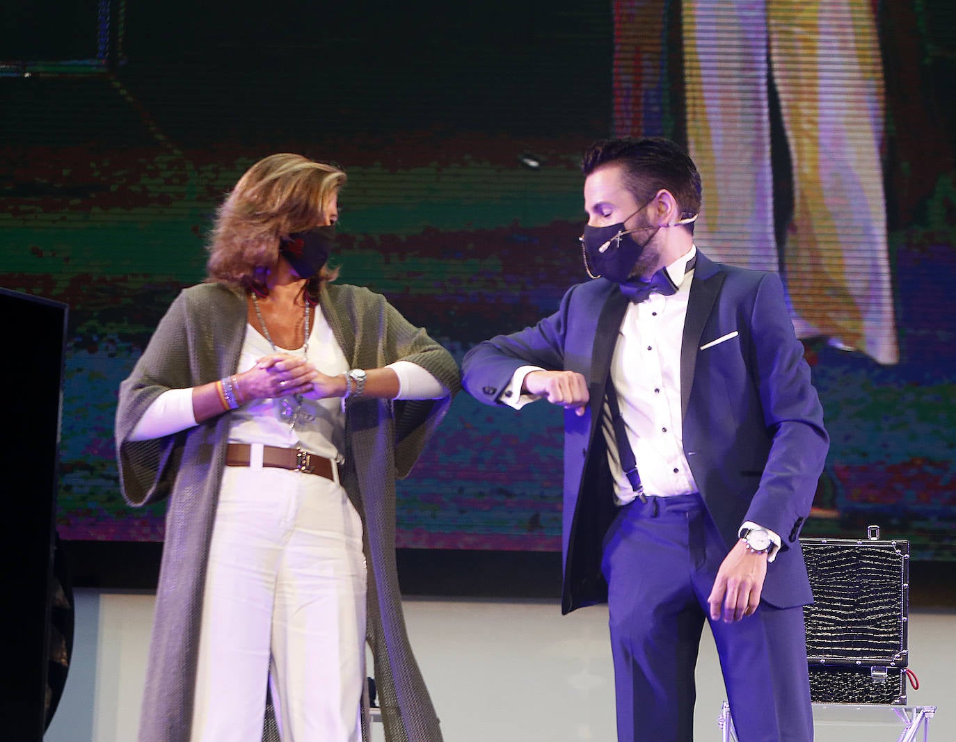 El ilusionista pone el broche final la programación de las fiestas de San Mateo con un espectáculo dirigido al público infantil. 