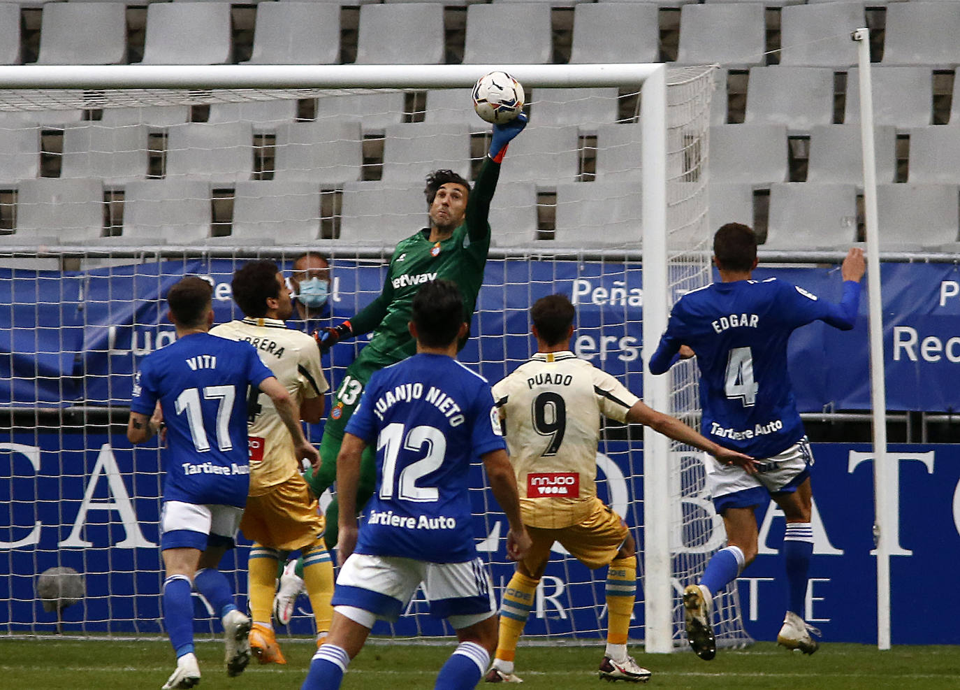 El conjunto azul encaja su primera derrota de la temporada en casa. 