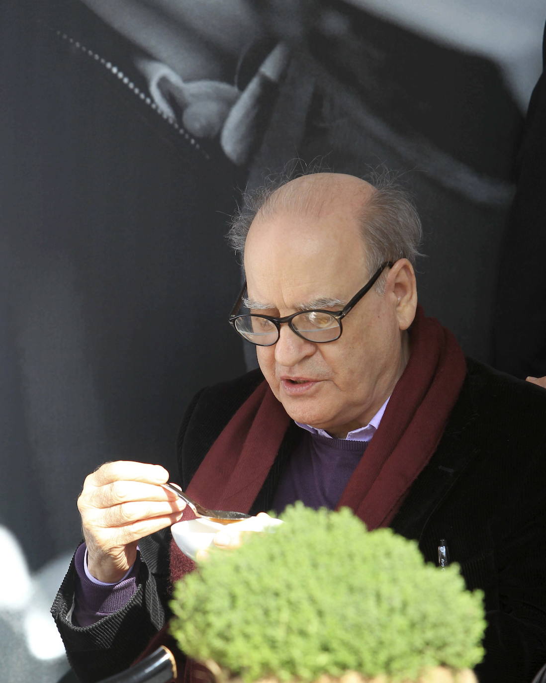 El dibujante argentino Joaquín Salvador Lavado, conocido como 'Quino' y popular por ser el creador de Mafalda, ha fallecido este miércoles en Mendoza, su ciudad natal, a los 88 años. Entre sus muchos reconocimientos, Quino obtuvo en 2014 el Premio Príncipe de Asturias de Comunicación y Humanidades. 