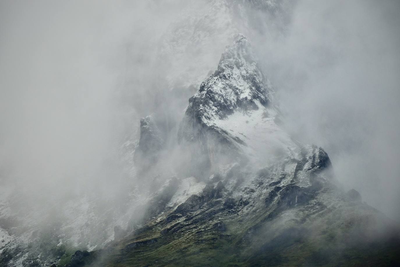 Asturias, en aviso por lluvia, viento y oleaje