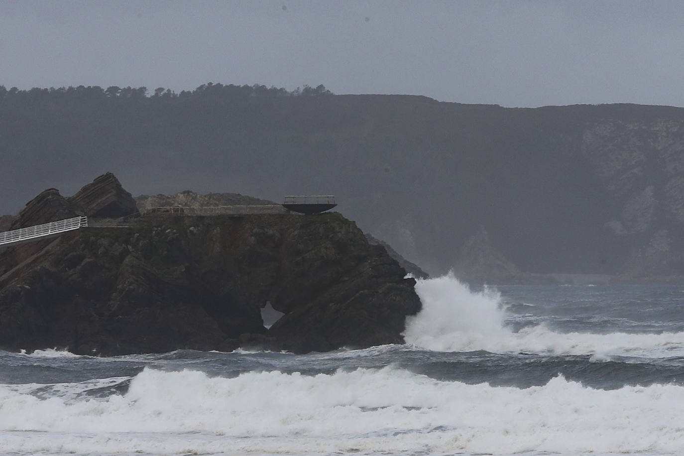 Asturias, en aviso por lluvia, viento y oleaje