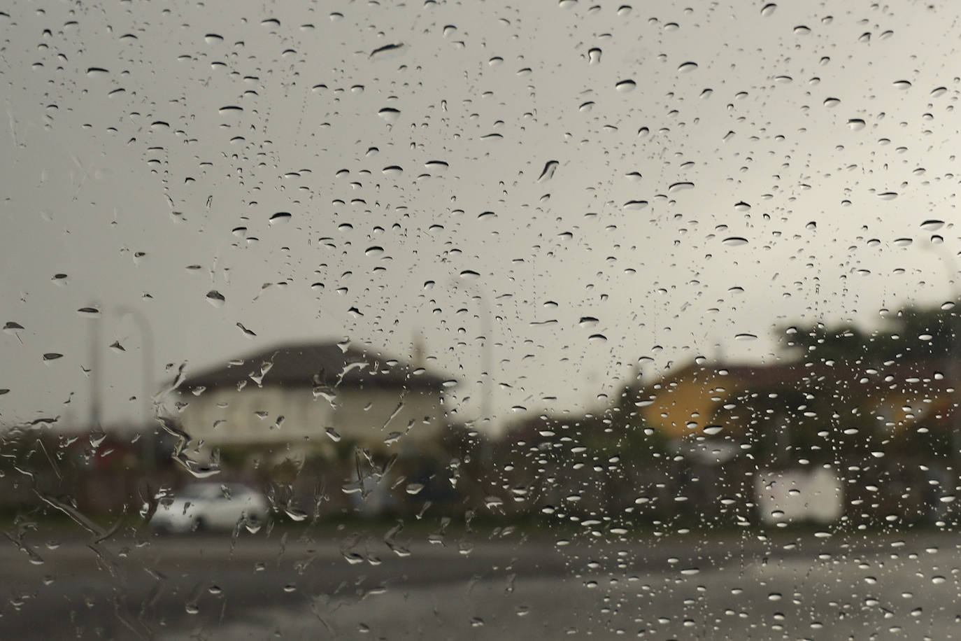 Asturias, en aviso por lluvia, viento y oleaje