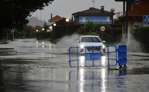 Las fuertes lluvias en el Oriente asturiano mantienen en seguimiento a varios ríos.