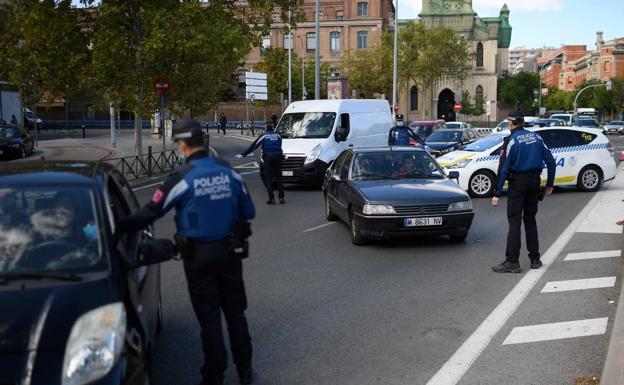 Controles de la Policía Municipal en Madrid.