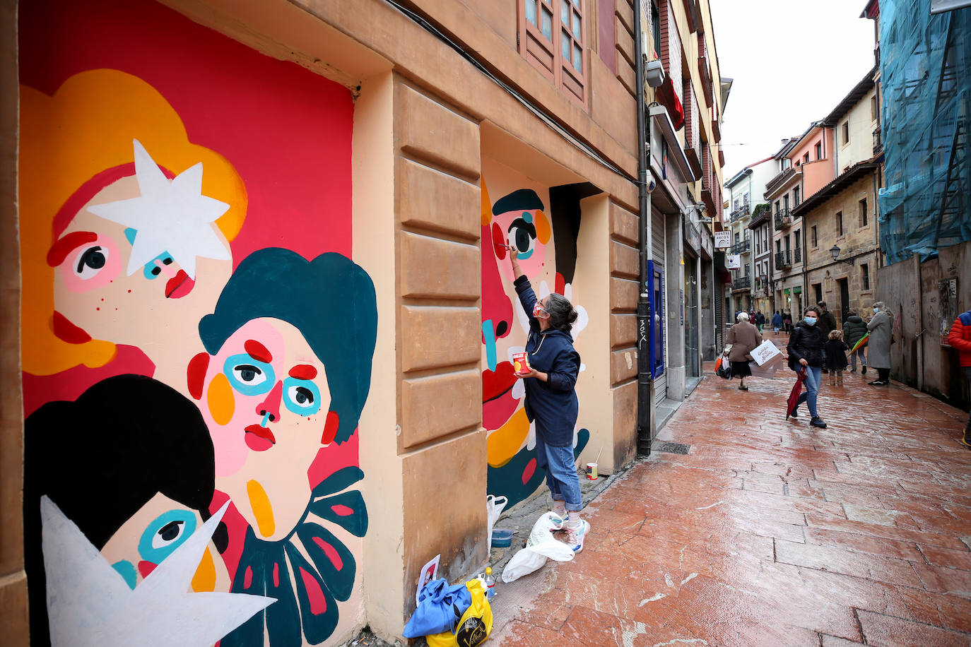 La Vega, Trascorrales o la Catedral fueron algunos de los escenarios de un evento del que el alcalde espera que «no salgan brotes, sino cultura»