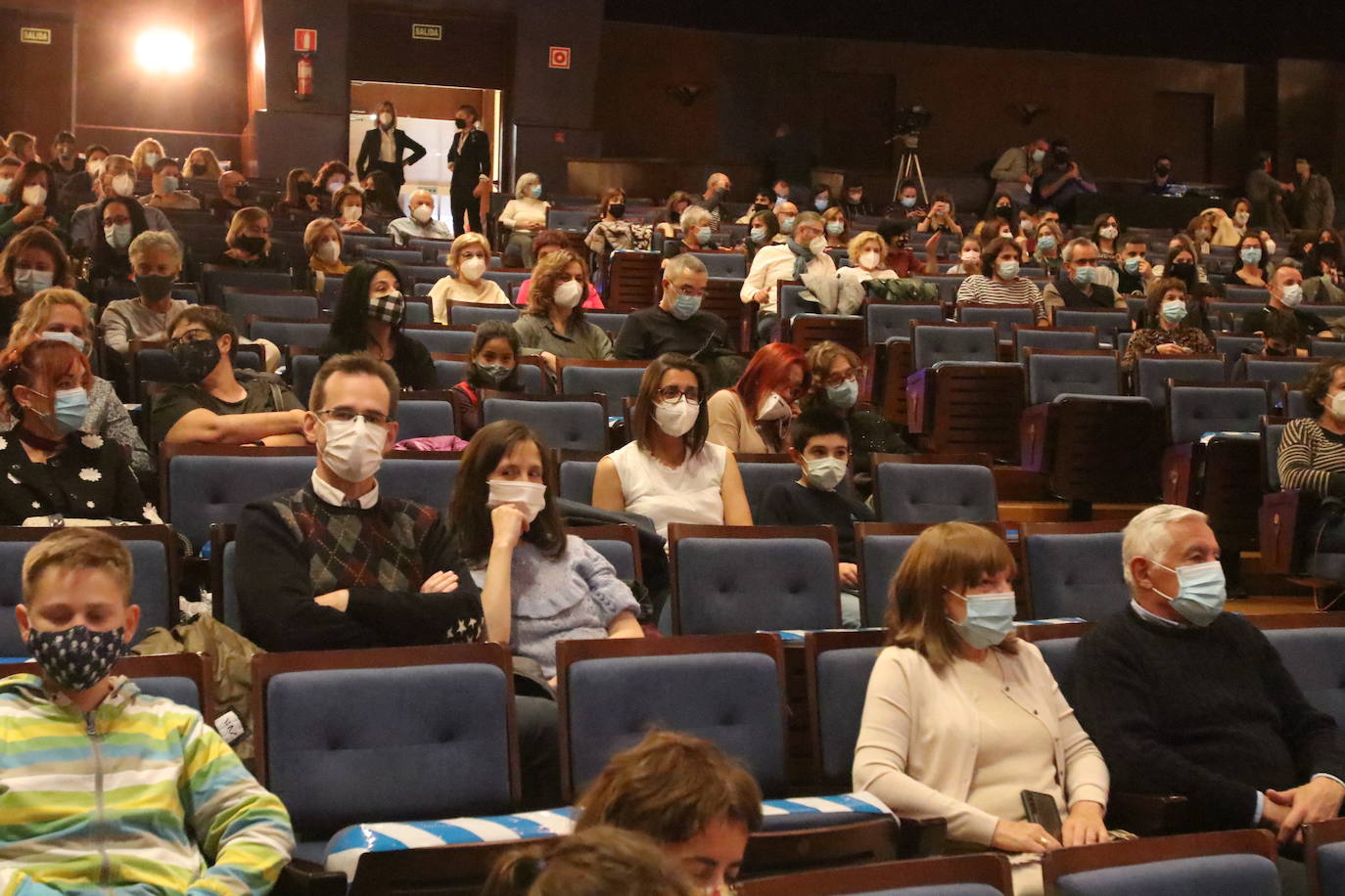 La Vega, Trascorrales o la Catedral fueron algunos de los escenarios de un evento del que el alcalde espera que «no salgan brotes, sino cultura»