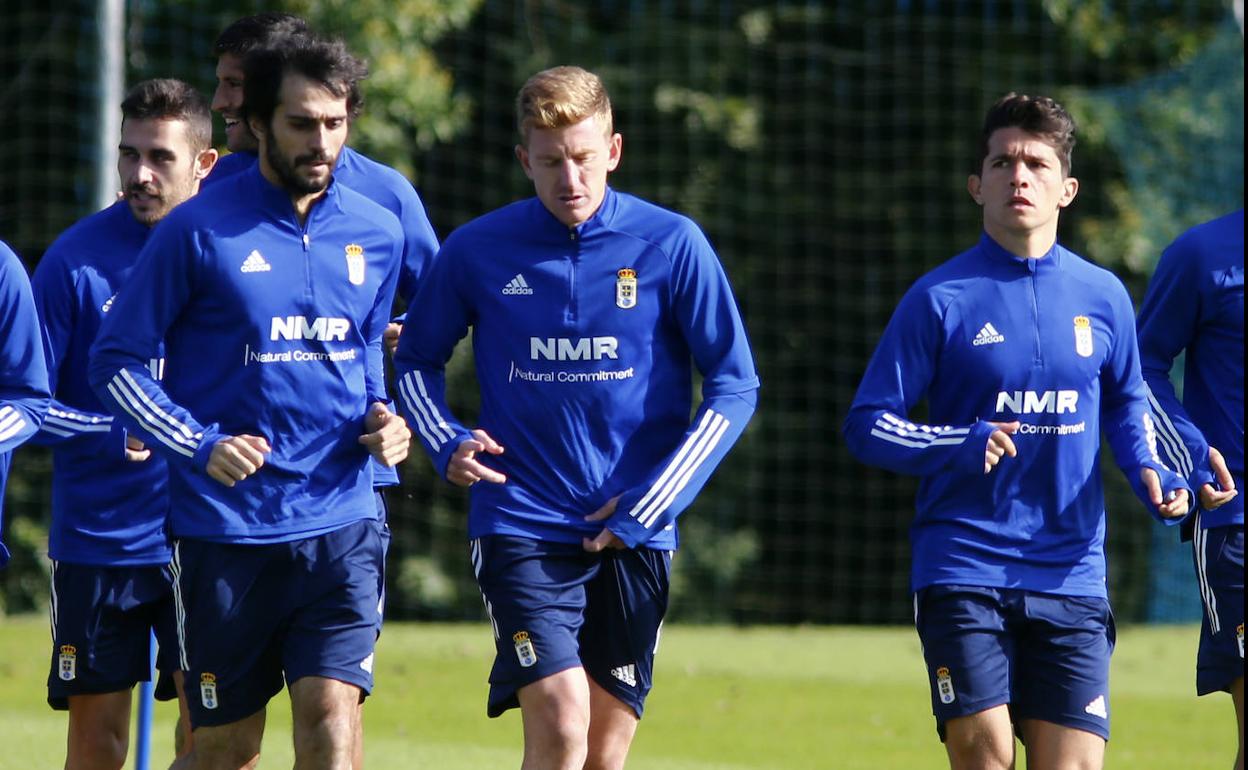 Arribas, Mossa y Juanjo Nieto, en un entrenamiento 