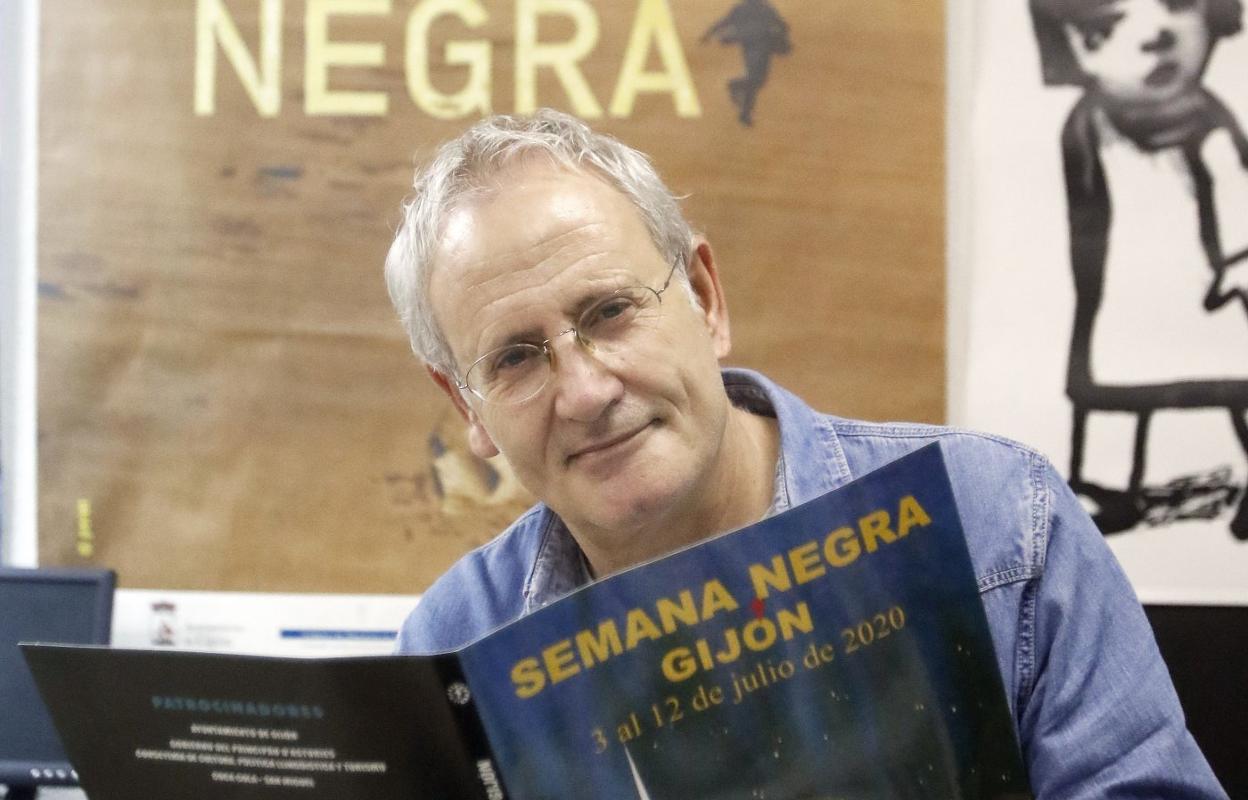 Ángel de la Calle hizo ayer balance de los resultados de la última edición de la Semana Negra. 