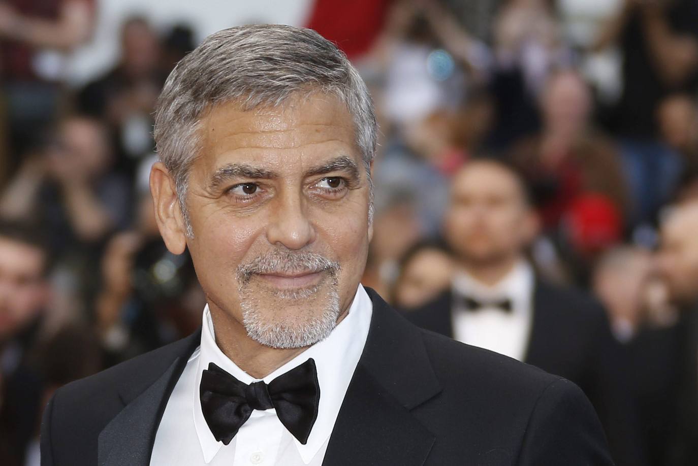 George Clooney apoya a Joe Biden