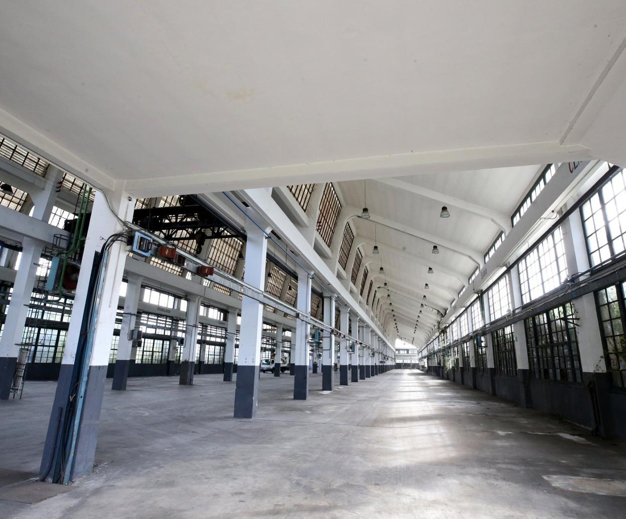 Vista longitudinal de la nave de cañones de Sánchez del Río. 