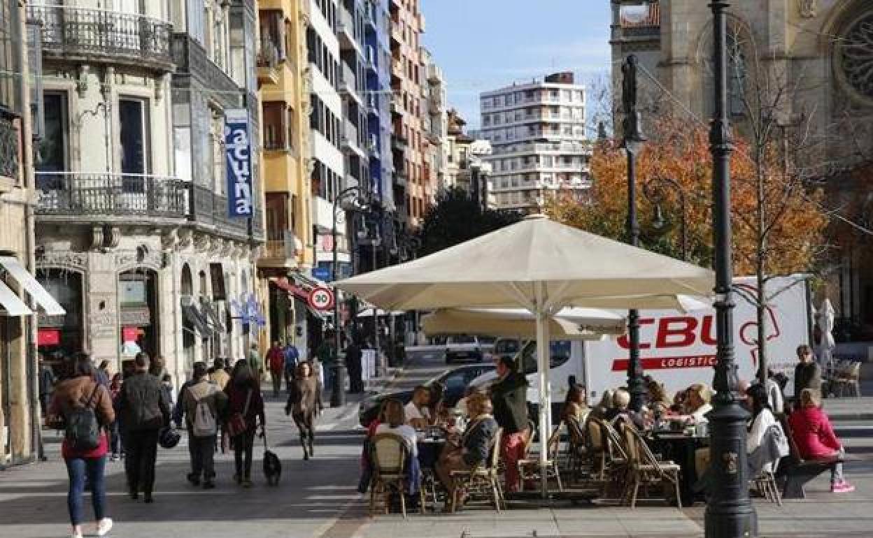 Los hosteleros ven «bien pero insuficiente» la rebaja del IBI que plantea la oposición