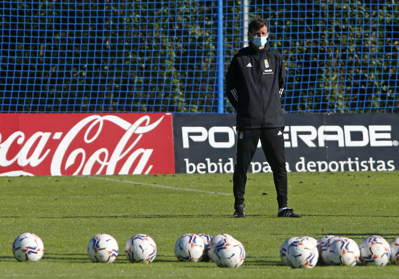 Los jugadores del Real Oviedo entrenan el viernes previo al encuentro contra el Girona 