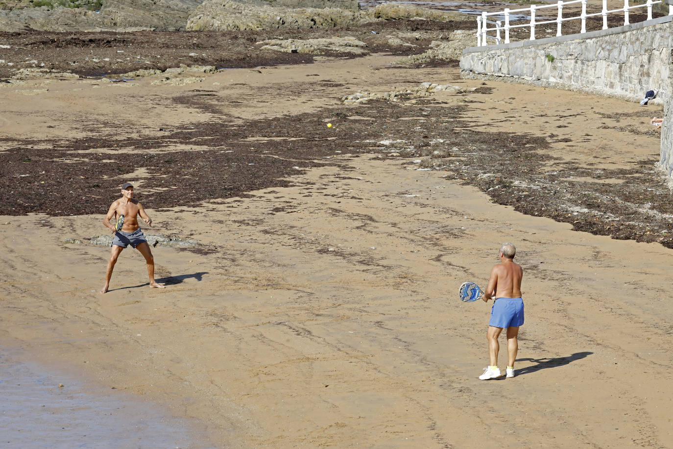 Este domingo la región disfruta de temperaturas más altas y cielo despejado, un panorama que se prolongará solo un día más. El martes regresarán las lluvias.