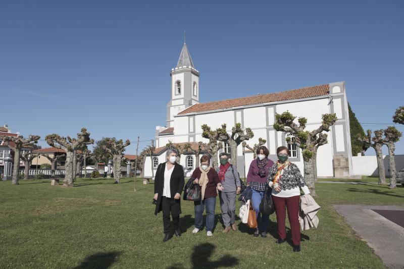 Después de un sábado de muchas emociones tras la visita de los Reyes y sus hijas, los habitantes de Somao tratan de recuperar la normalidad. Así fue el día siguiente en el pueblo tras la presencia de la Familia Real.