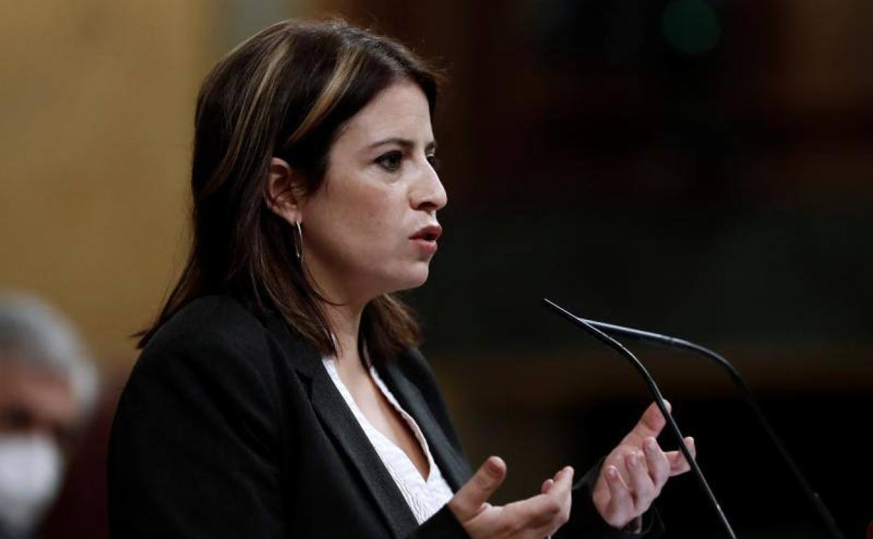 Lastra felicita a Casado por su ataque a Vox pero le exige que deje de gobernar «con la ultraderecha»