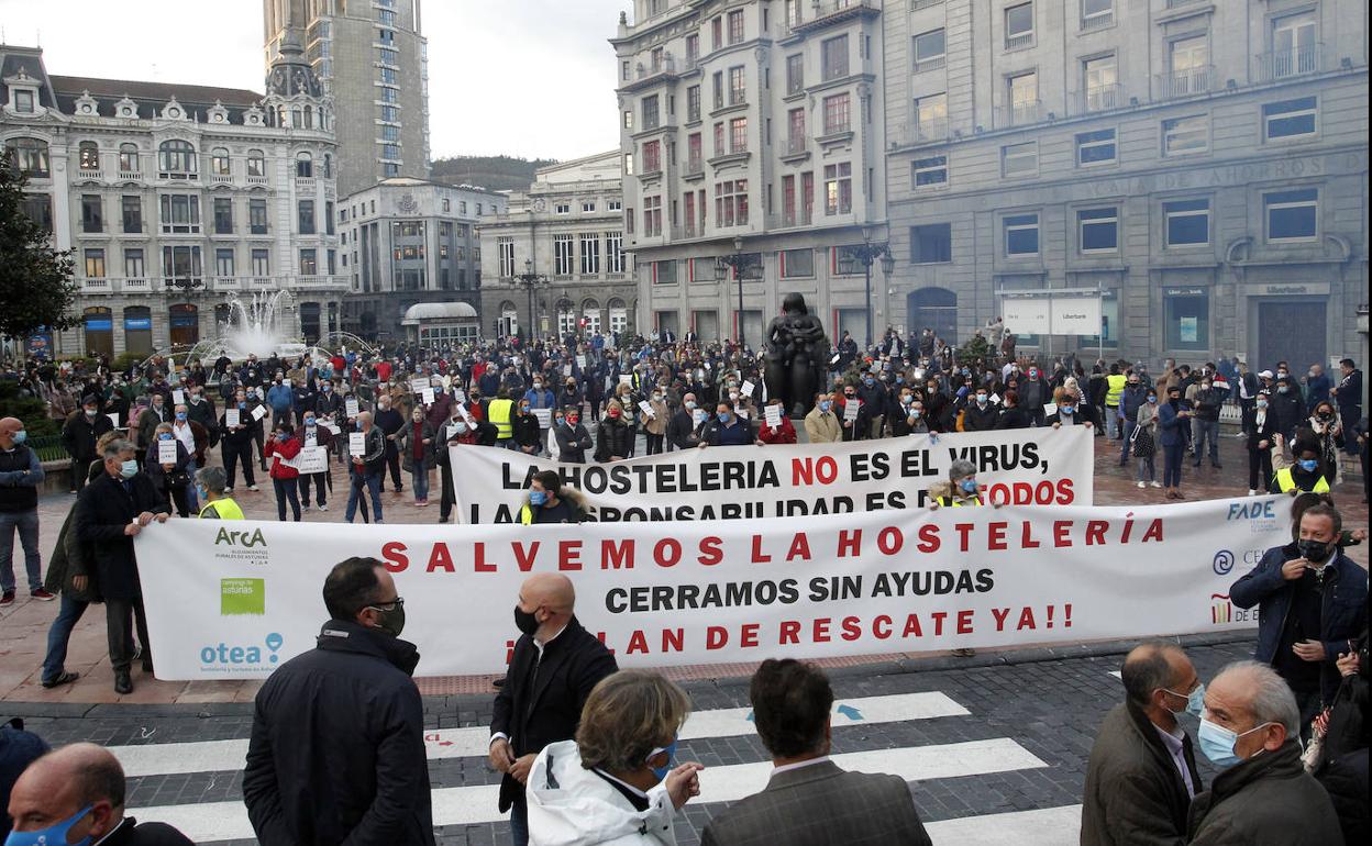 Estado de alarma en Asturias | «Sin ayudas, cerramos. Plan de rescate ya»
