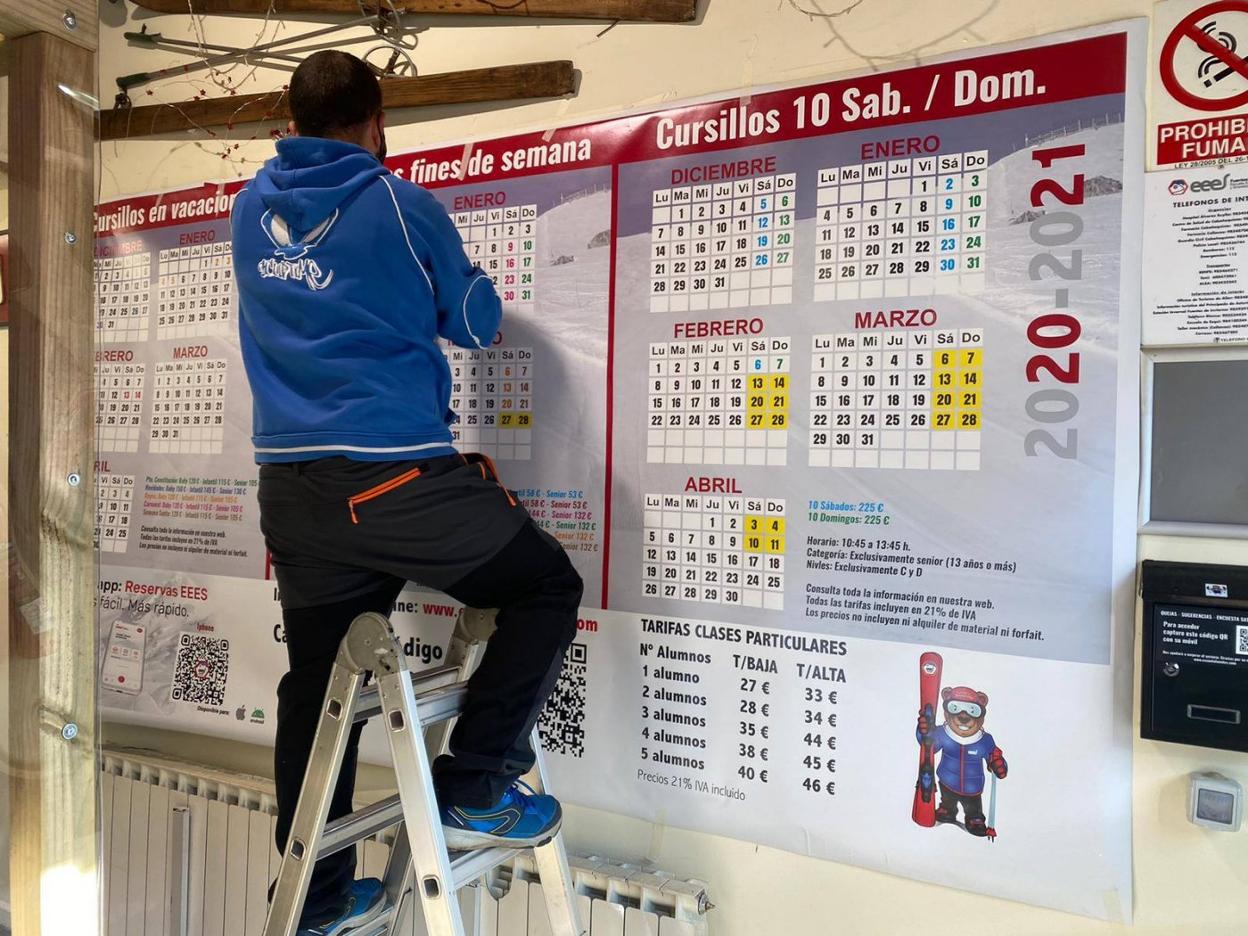 La escuela de esquí de Fuentes continúa con los preparativos. 