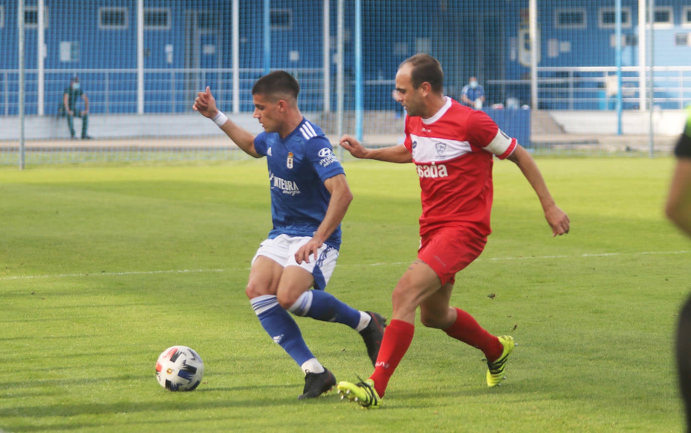 Jugadas del partido entre el Oviedo Vetusta y el Marino celebrado este sábado con victorial local por 2-1.