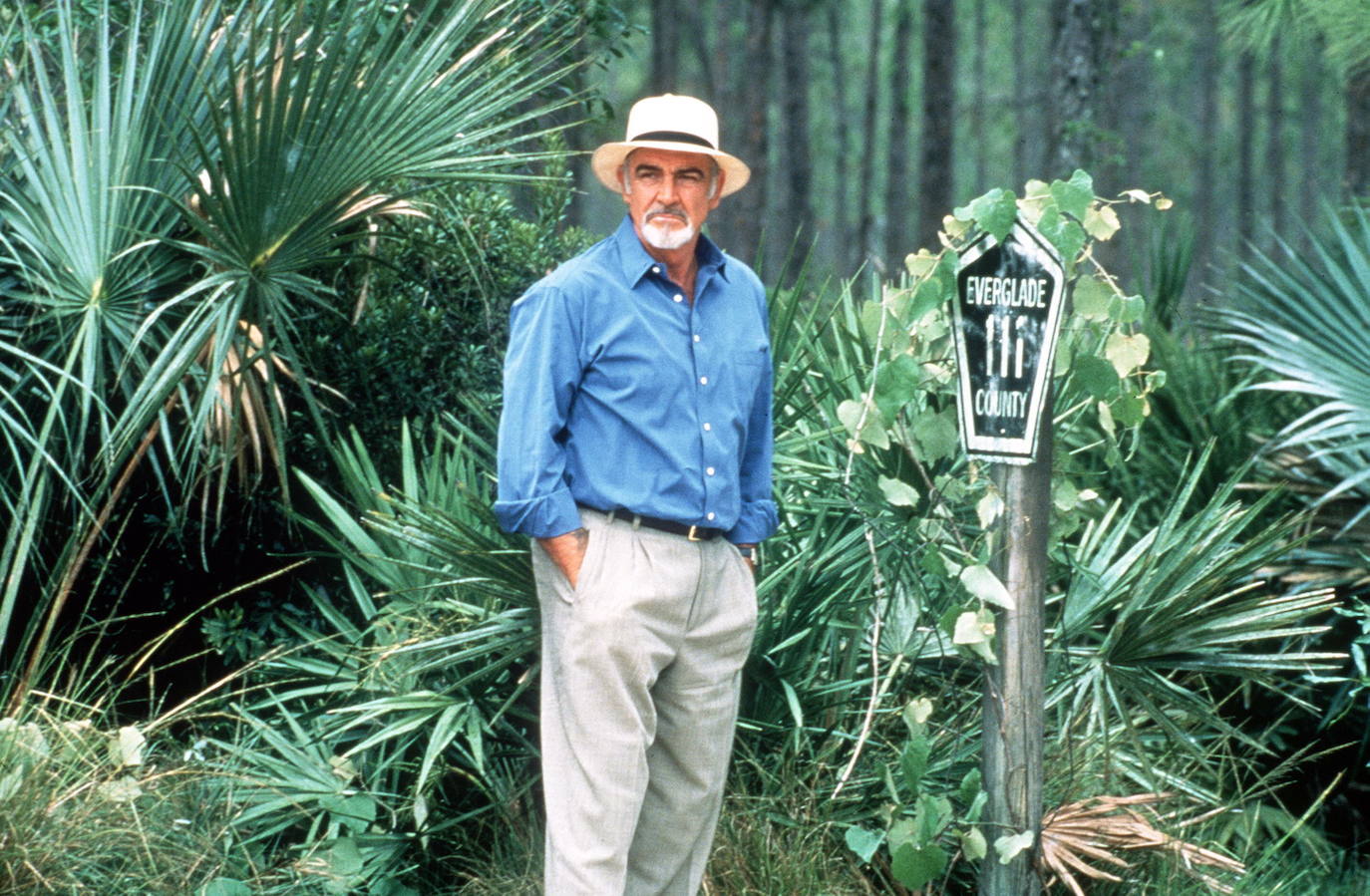 El actor escocés Sean Connery ha fallecido a los 90 años. Ganador de un Oscar por su interpretación en 'Los Intocables de Eliot Ness', deja una larga lista de títulos, pero siempre será eterno su papel como el agente James Bond. 