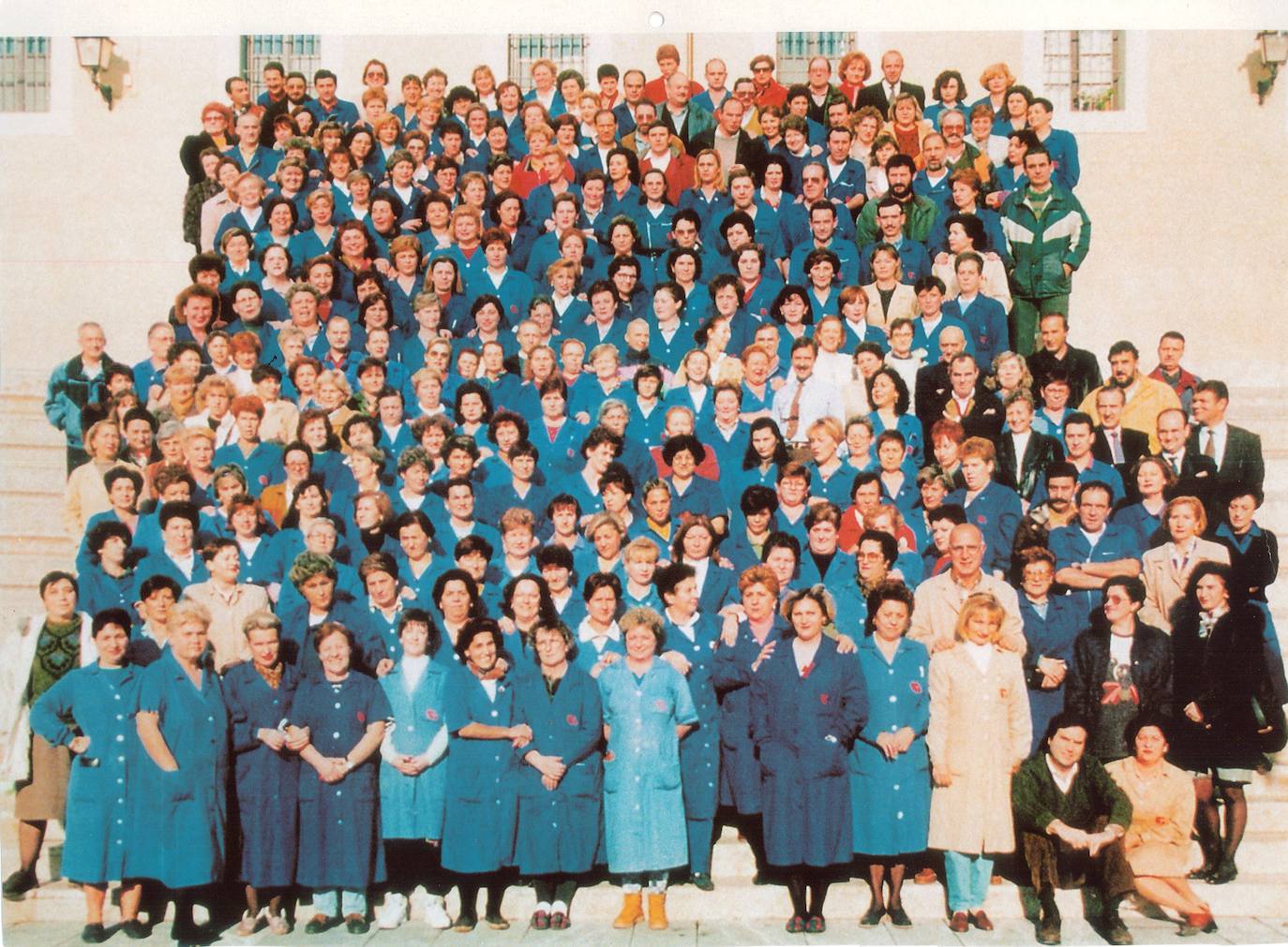 El histórico edificio de Tabacalera en Gijón, de 6.900 metros cuadrados y cinco plantas, será recuperado para usos culturales. Será una nueva etapa para un emblemático inmueble que fue también iglesia y vicaría.