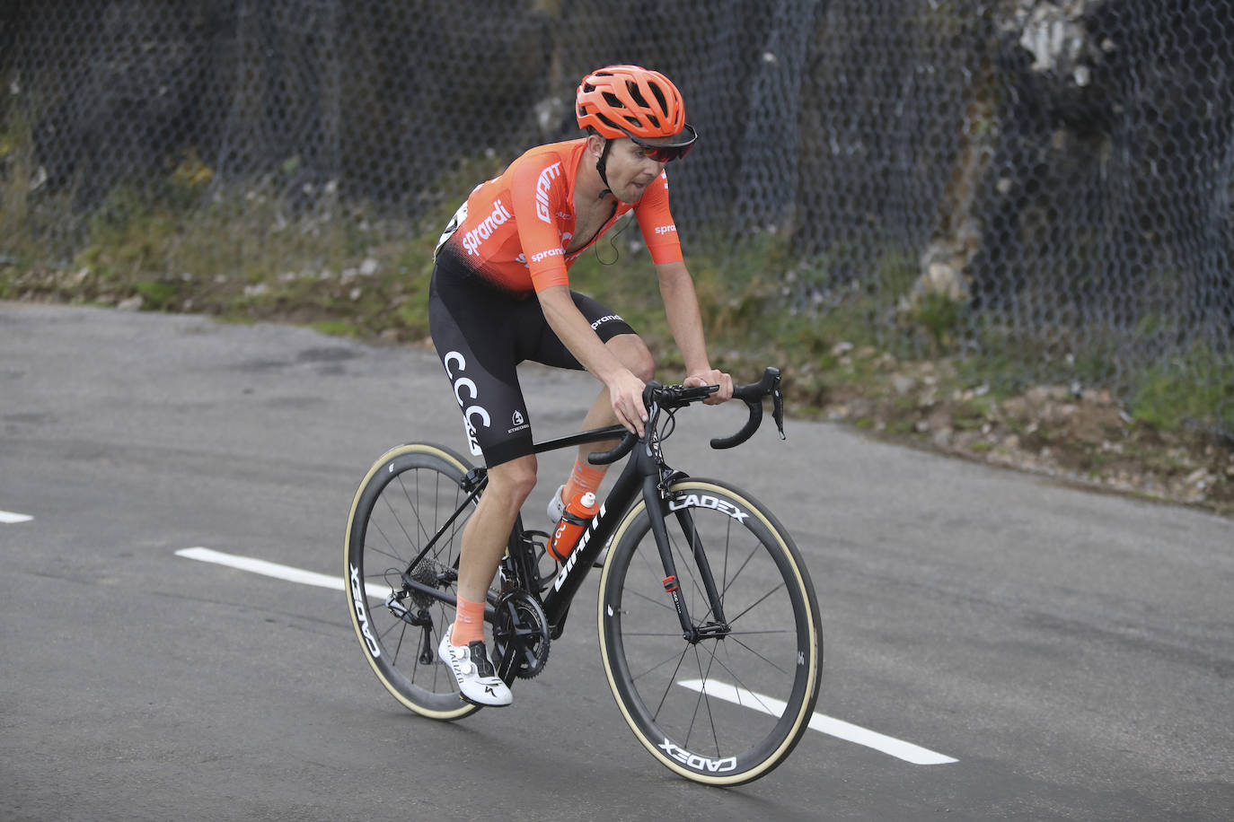 Segunda jornada de la Vuelta Ciclista en tierras asturianas, que transcurrió entre Pola de Laviana y L'Angliru.