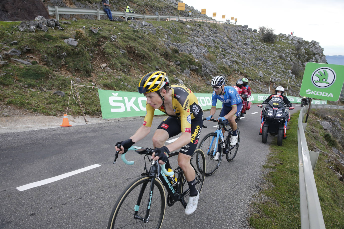 Segunda jornada de la Vuelta Ciclista en tierras asturianas, que transcurrió entre Pola de Laviana y L'Angliru.